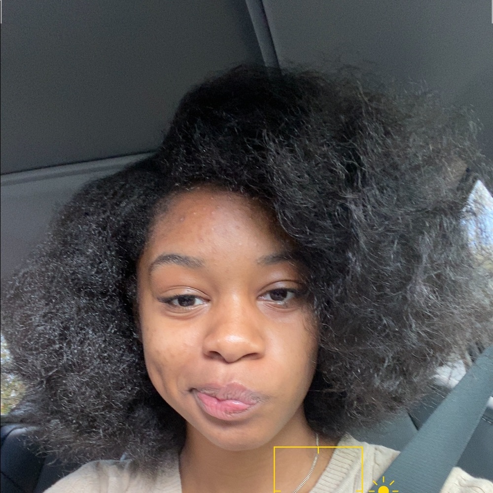 Meet your Posher, Nykiya